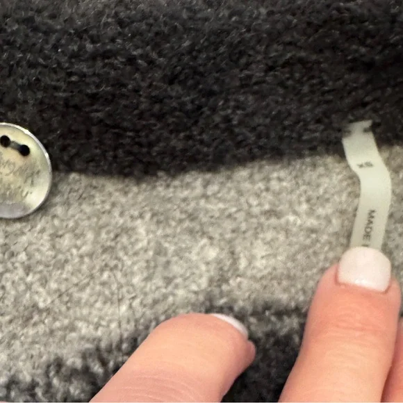 NWOT Margaret O'Leary Black & Gray Sweater, with Gathered Sleeves, Size XS